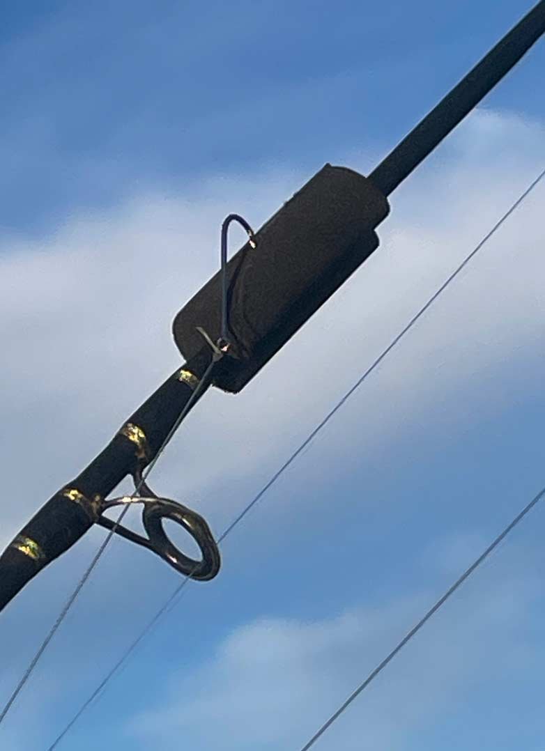 close_up_hook_web